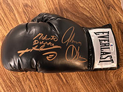 Sugar Ray Leonard, Thomas Hearns, Roberto Duran Signed Boxing Glove - BLACK (BAS)